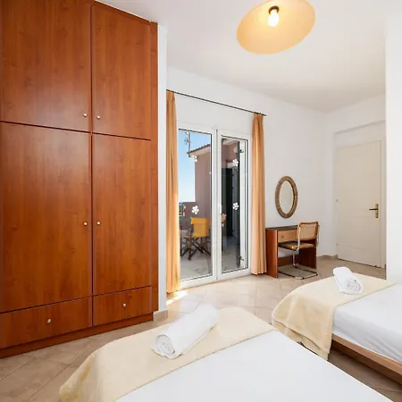 Thalia Katerina * Mousata